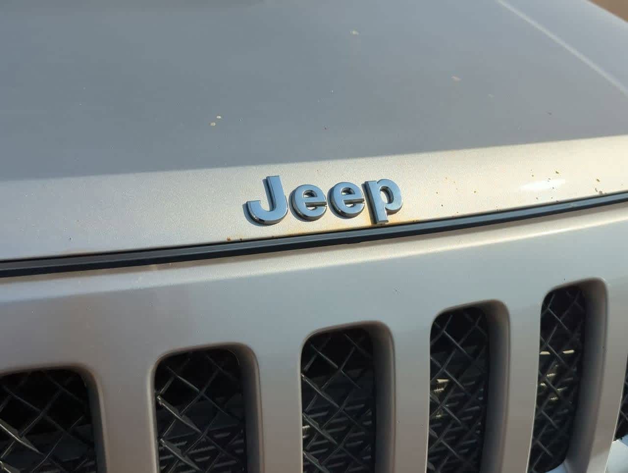 Thumbnail: 2016 Jeep Patriot - 11