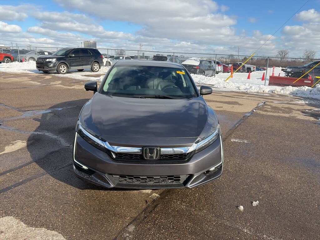 Used 2018 Honda Clarity Plug-In Hybrid Touring Sedan