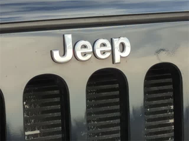 2012 Jeep Wrangler Sport 12