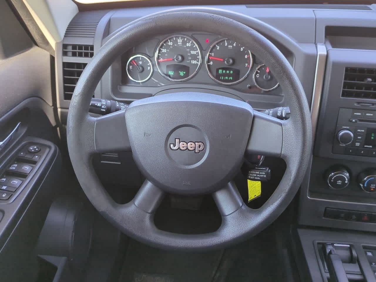 Thumbnail: 2010 Jeep Liberty - 21