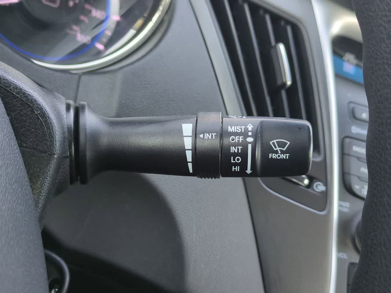 Thumbnail: 2014 Hyundai Sonata - 25