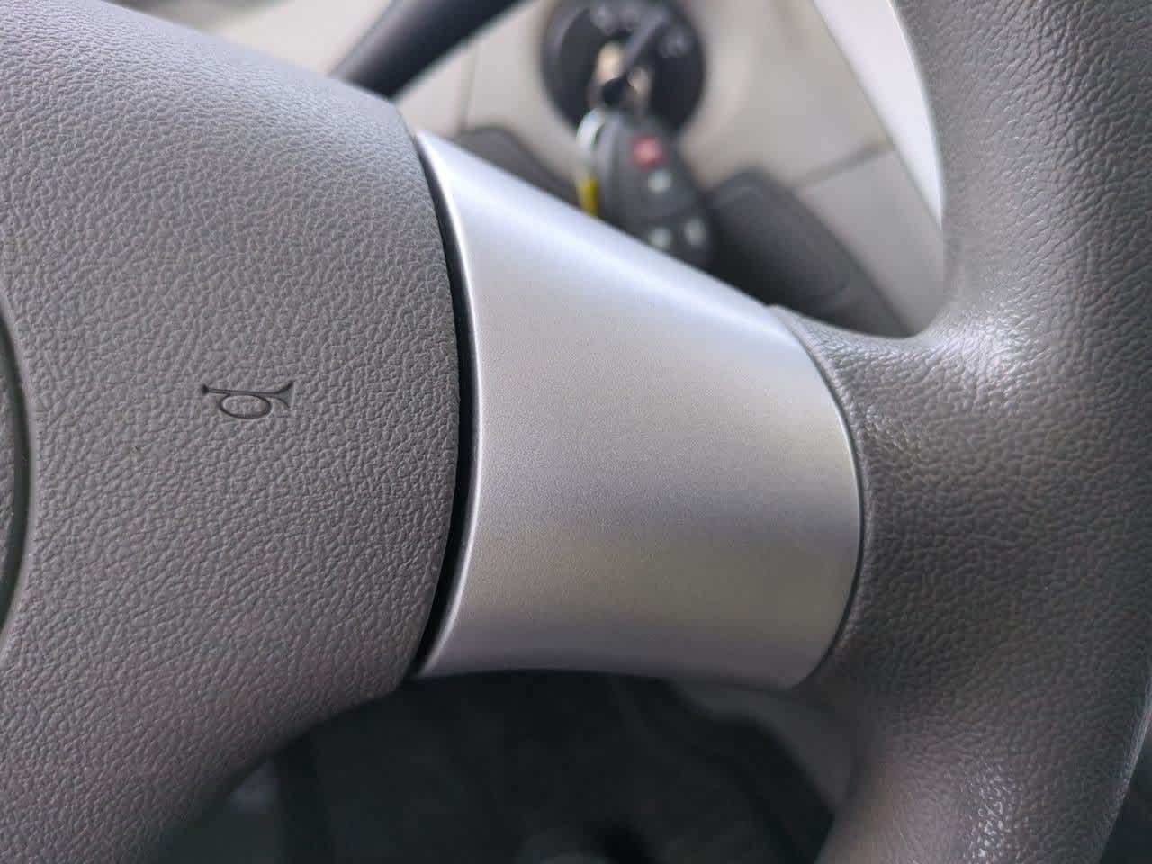 2011 Chevrolet Malibu 1LS - Photo 24