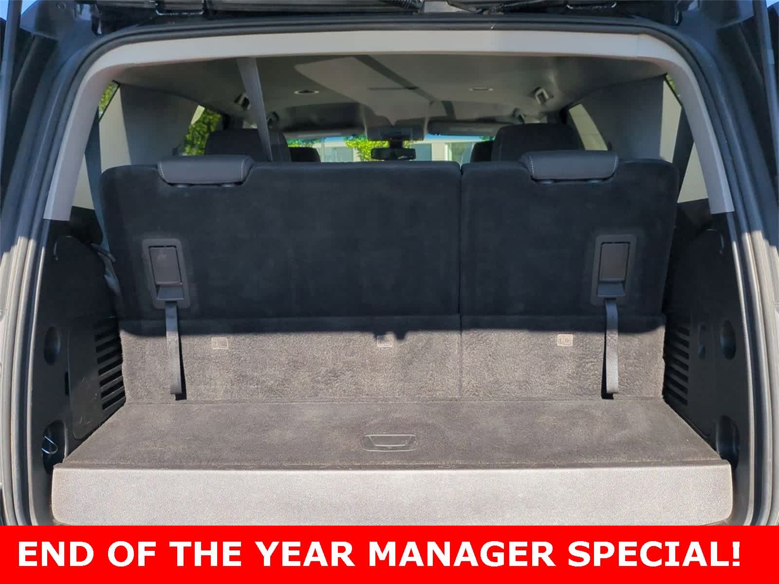 Thumbnail: 2018 Chevrolet Tahoe - 30