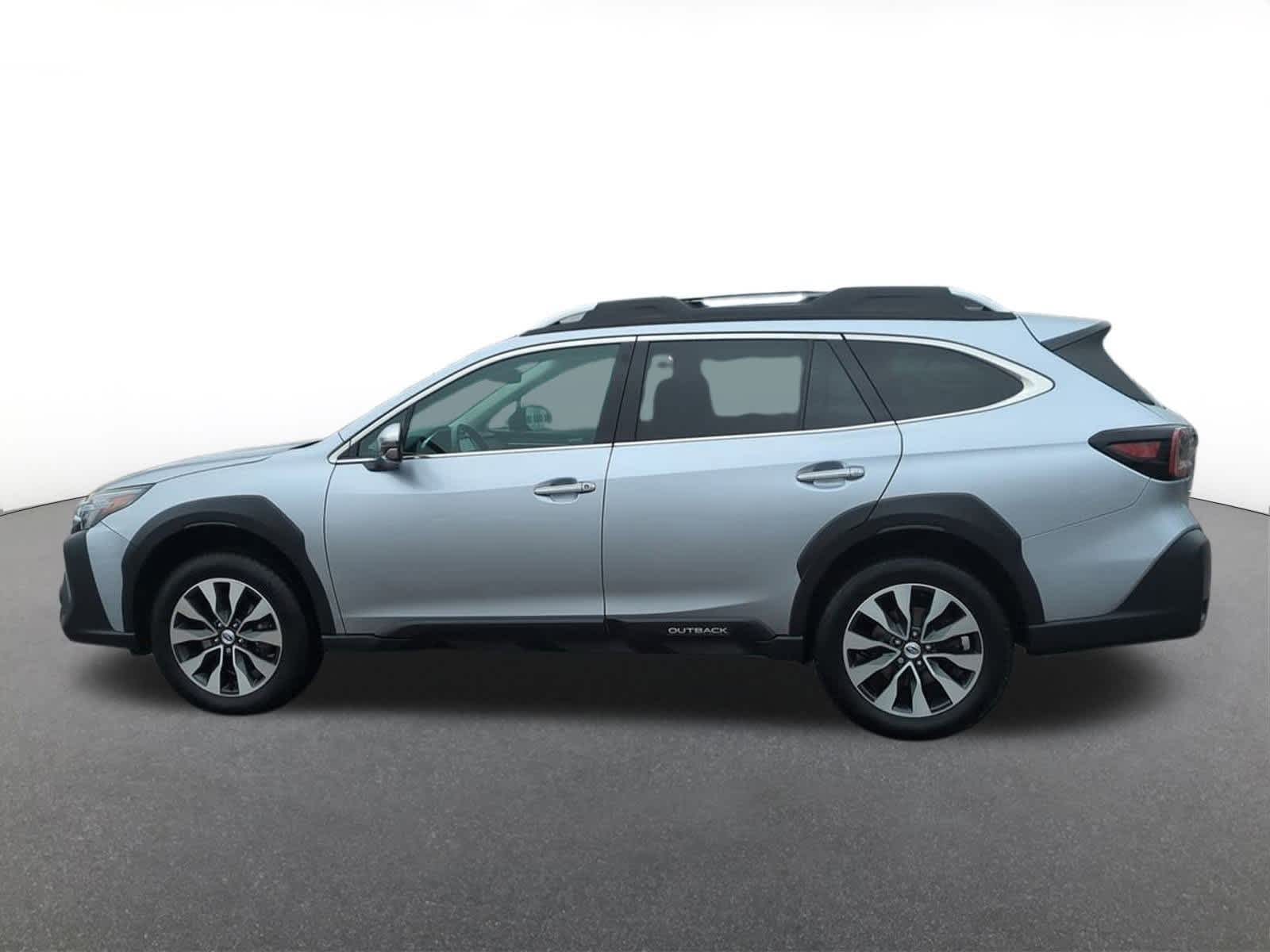 Thumbnail: 2023 Subaru Outback - 3