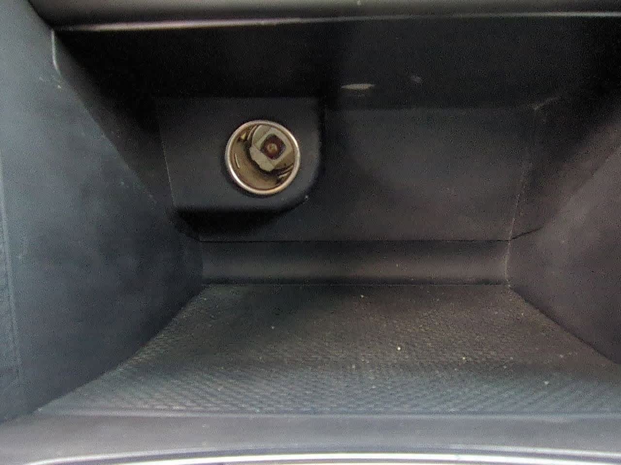 Thumbnail: 2011 Subaru Outback - 27