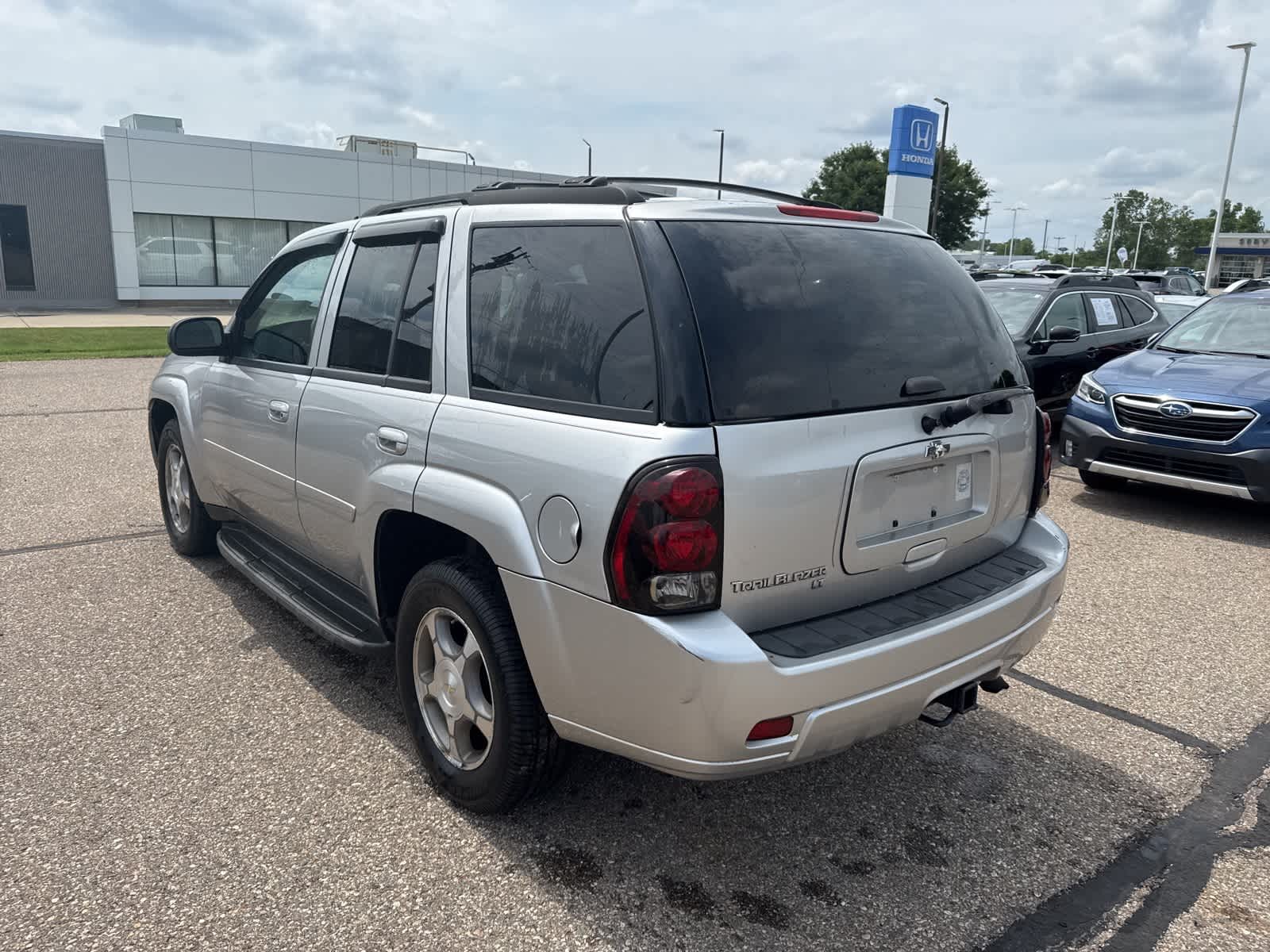 Thumbnail: 2008 Chevrolet TrailBlazer - 2