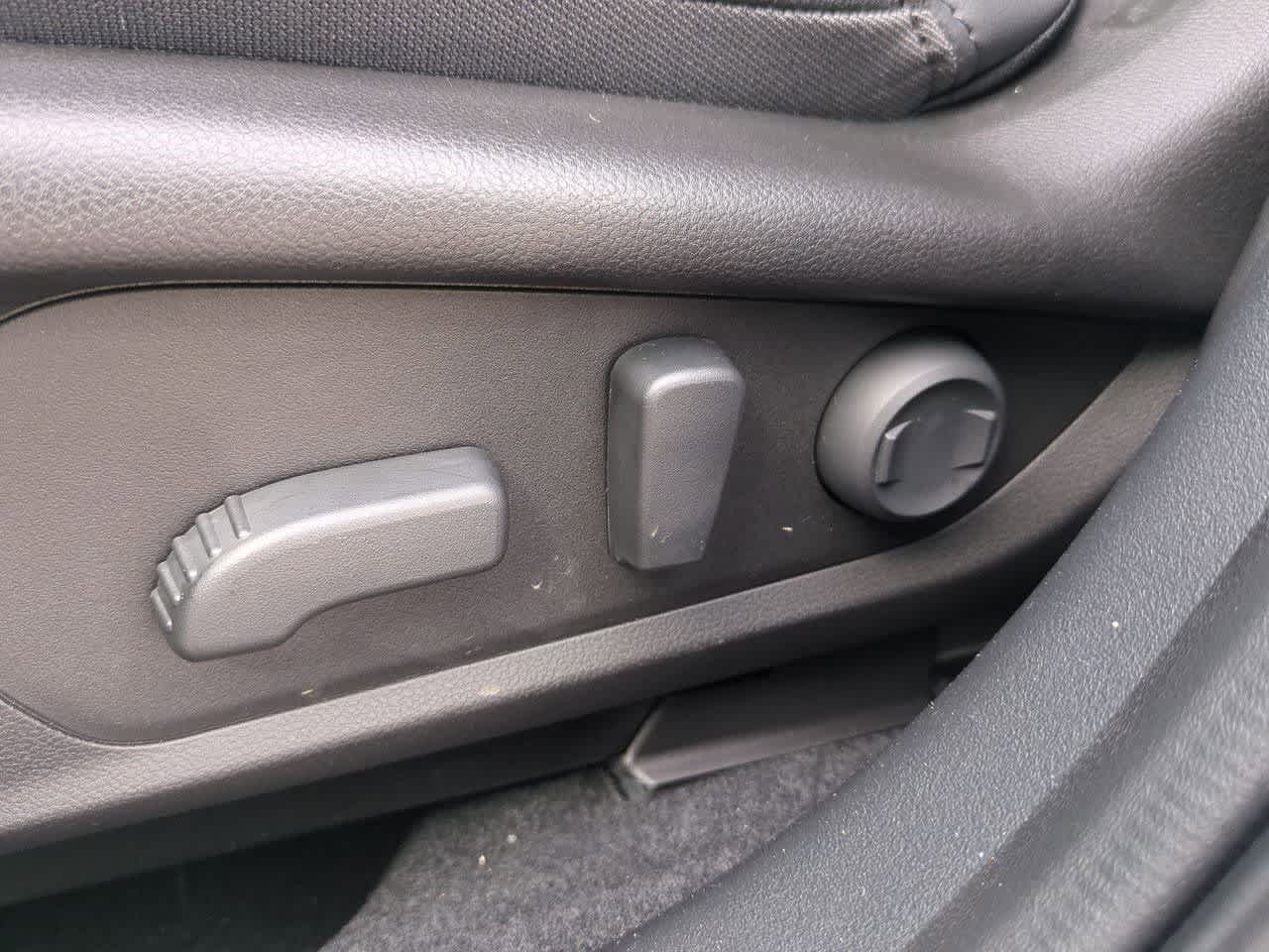 Thumbnail: 2026 Subaru Outback - 16