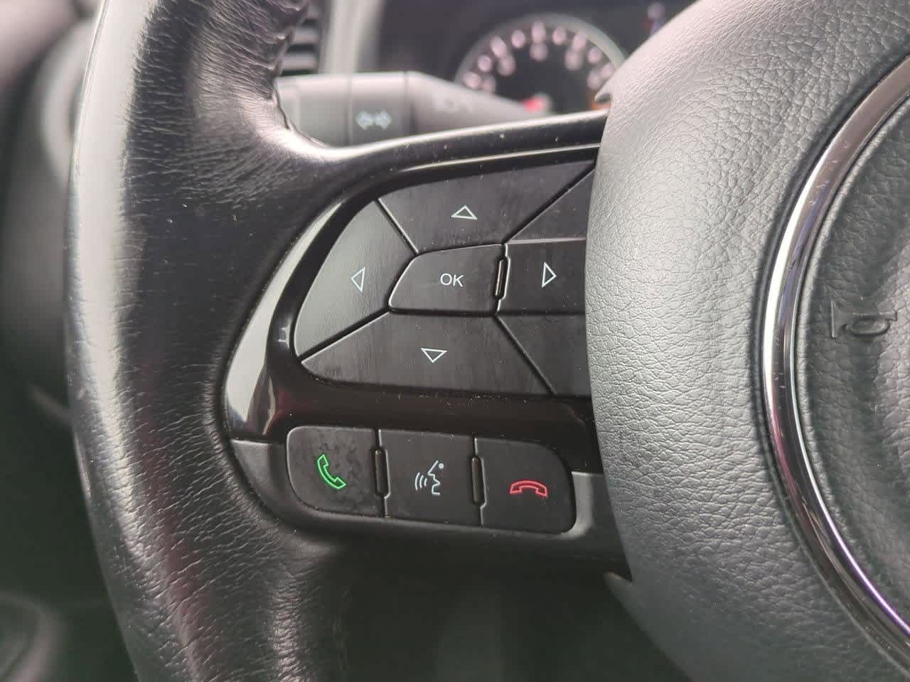 Thumbnail: 2018 Jeep Renegade - 22