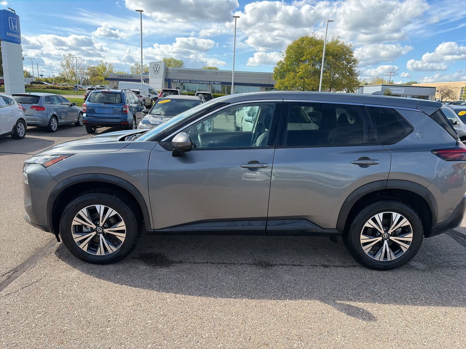 Thumbnail: 2021 Nissan Rogue - 2