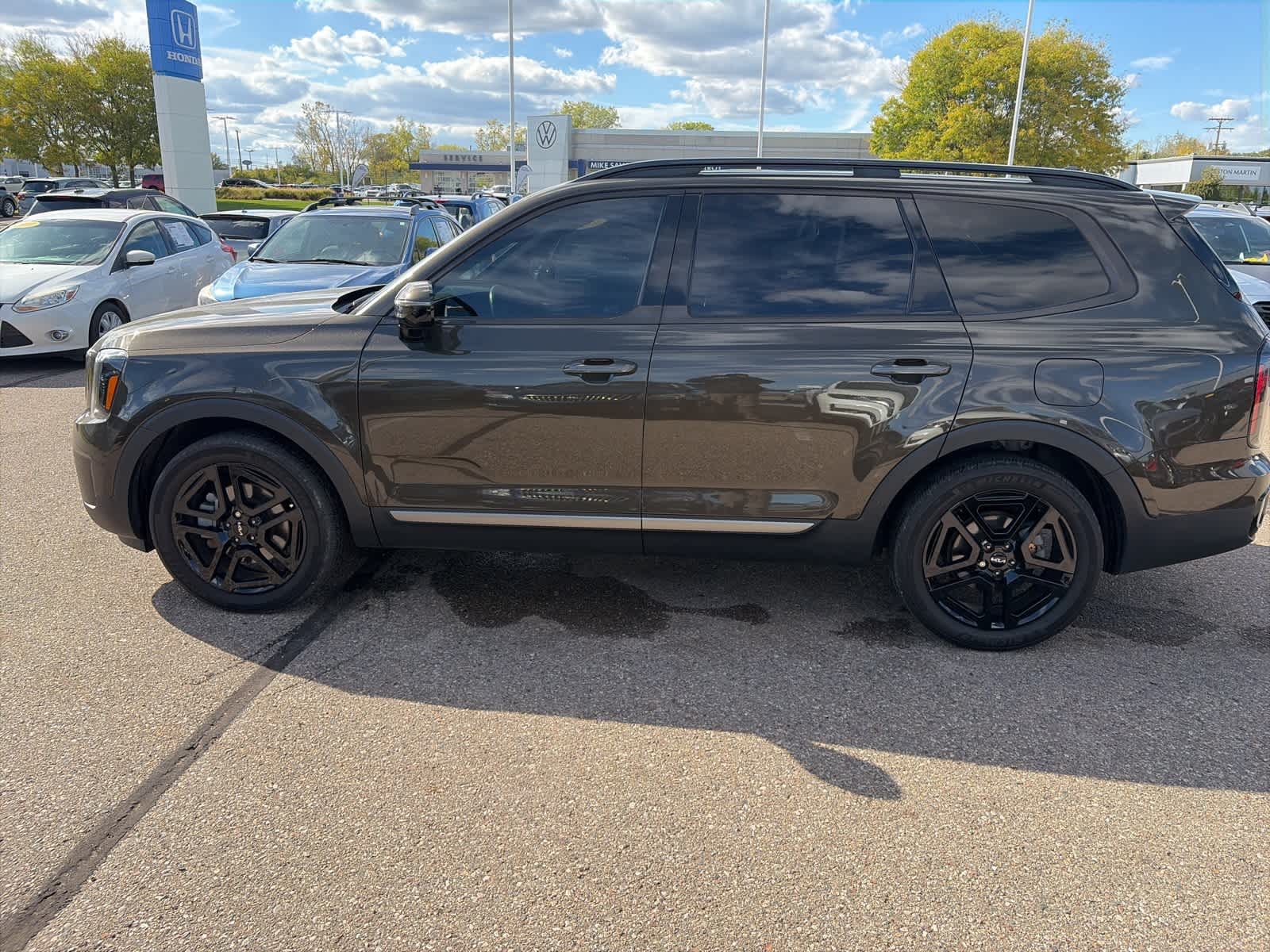 Thumbnail: 2023 Kia Telluride - 2