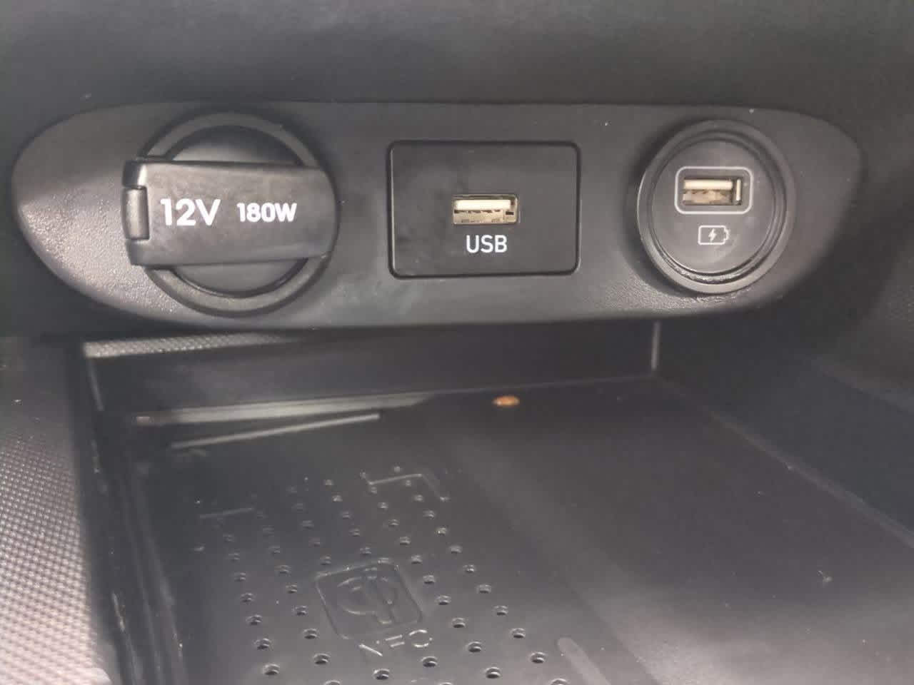 Thumbnail: 2023 Hyundai Elantra - 32