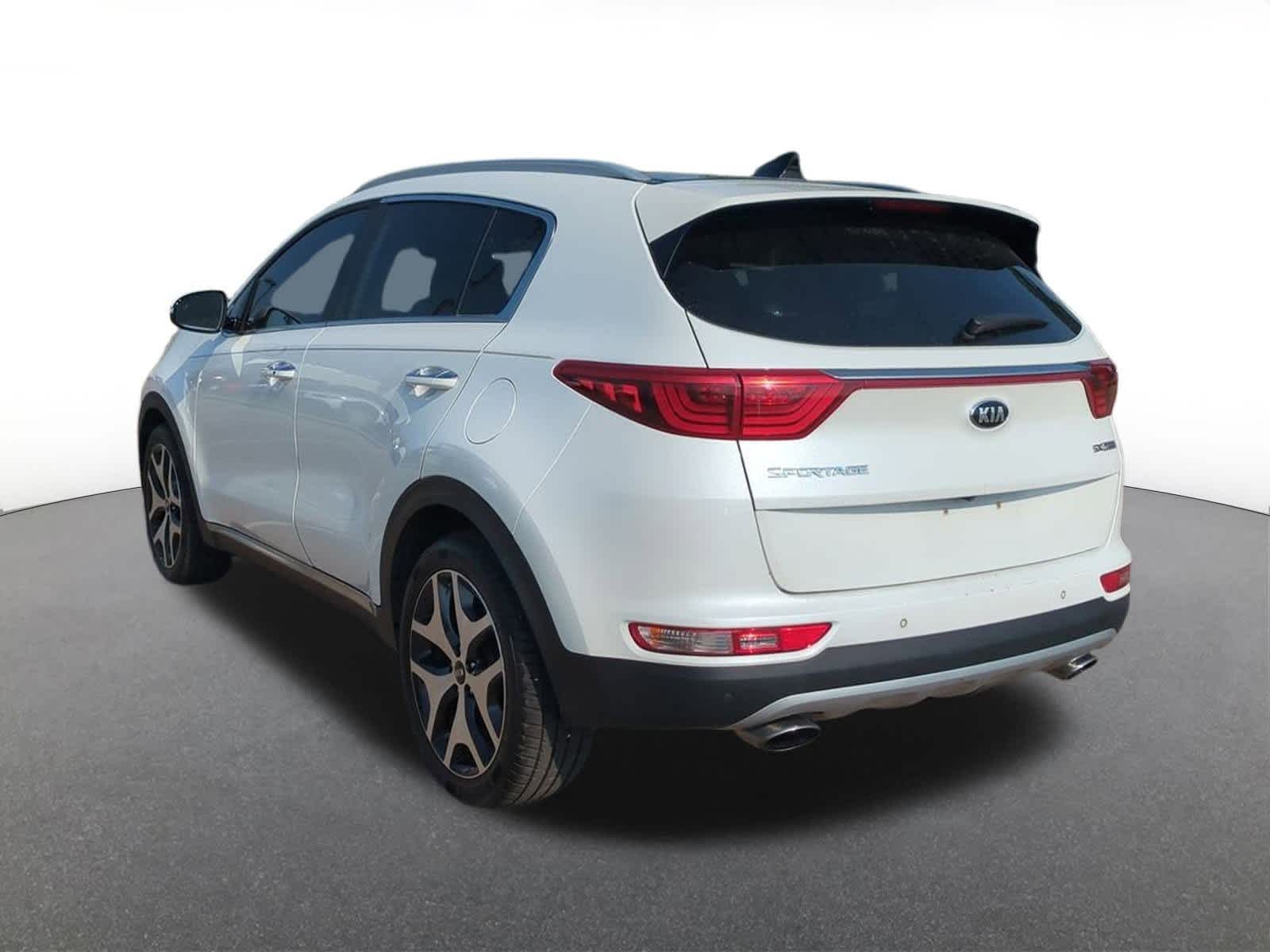 Thumbnail: 2017 Kia Sportage - 4