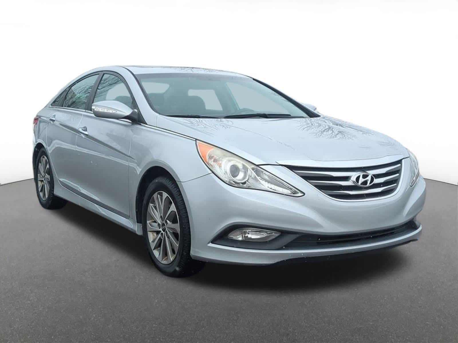 Thumbnail: 2014 Hyundai Sonata - 8