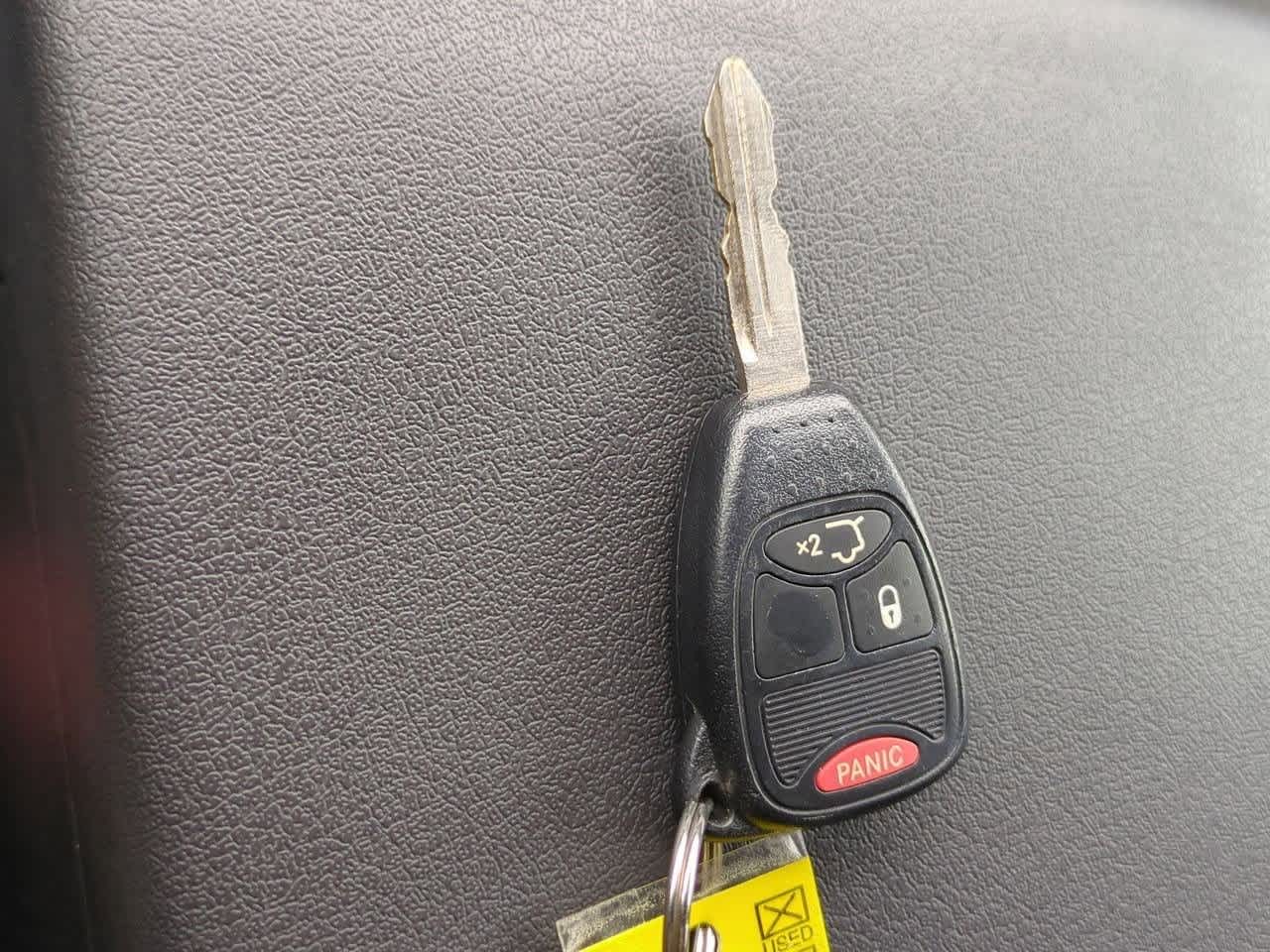 Thumbnail: 2012 Jeep Liberty - 32