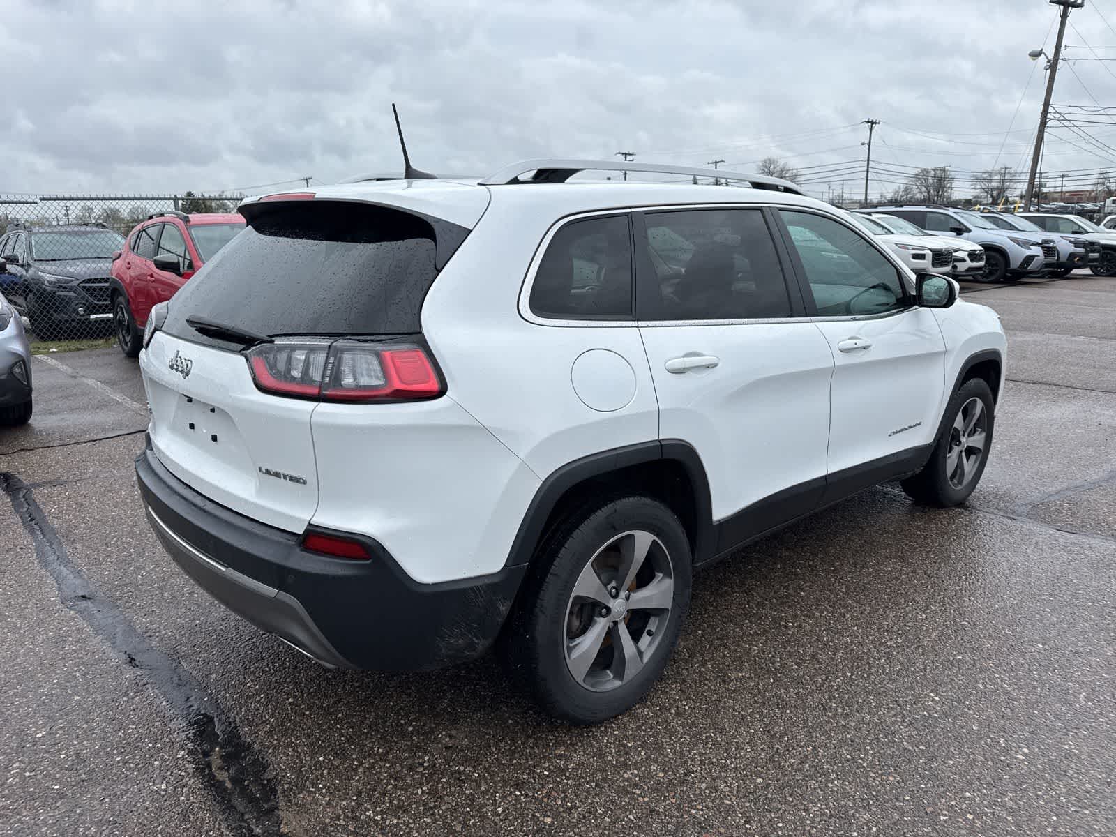 Thumbnail: 2020 Jeep Cherokee - 3