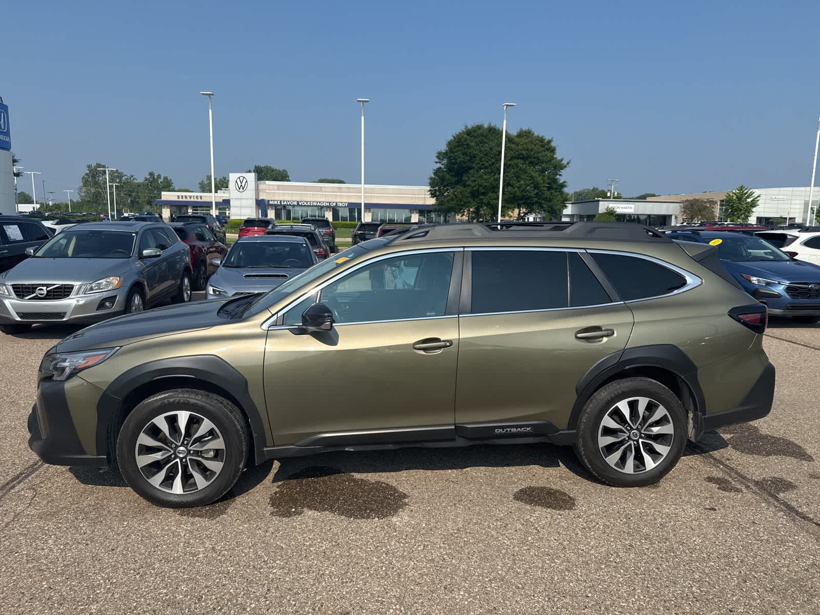 Thumbnail: 2023 Subaru Outback - 12