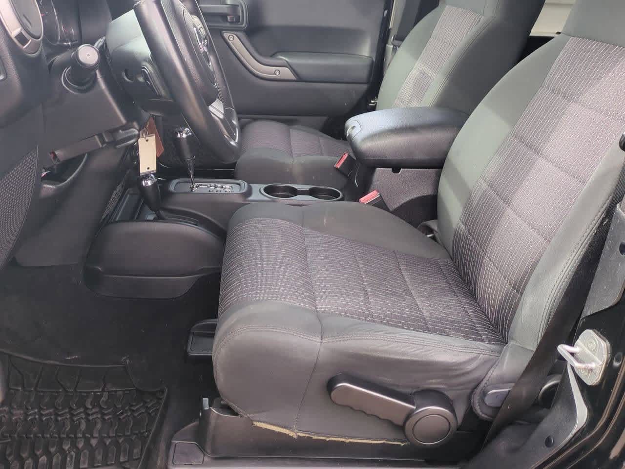 Thumbnail: 2012 Jeep Wrangler - 15