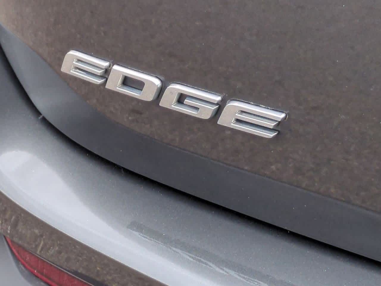 Thumbnail: 2015 Ford Edge - 12