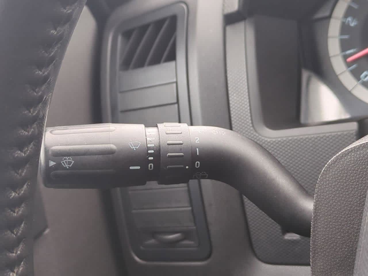 Thumbnail: 2011 Ford Escape - 25