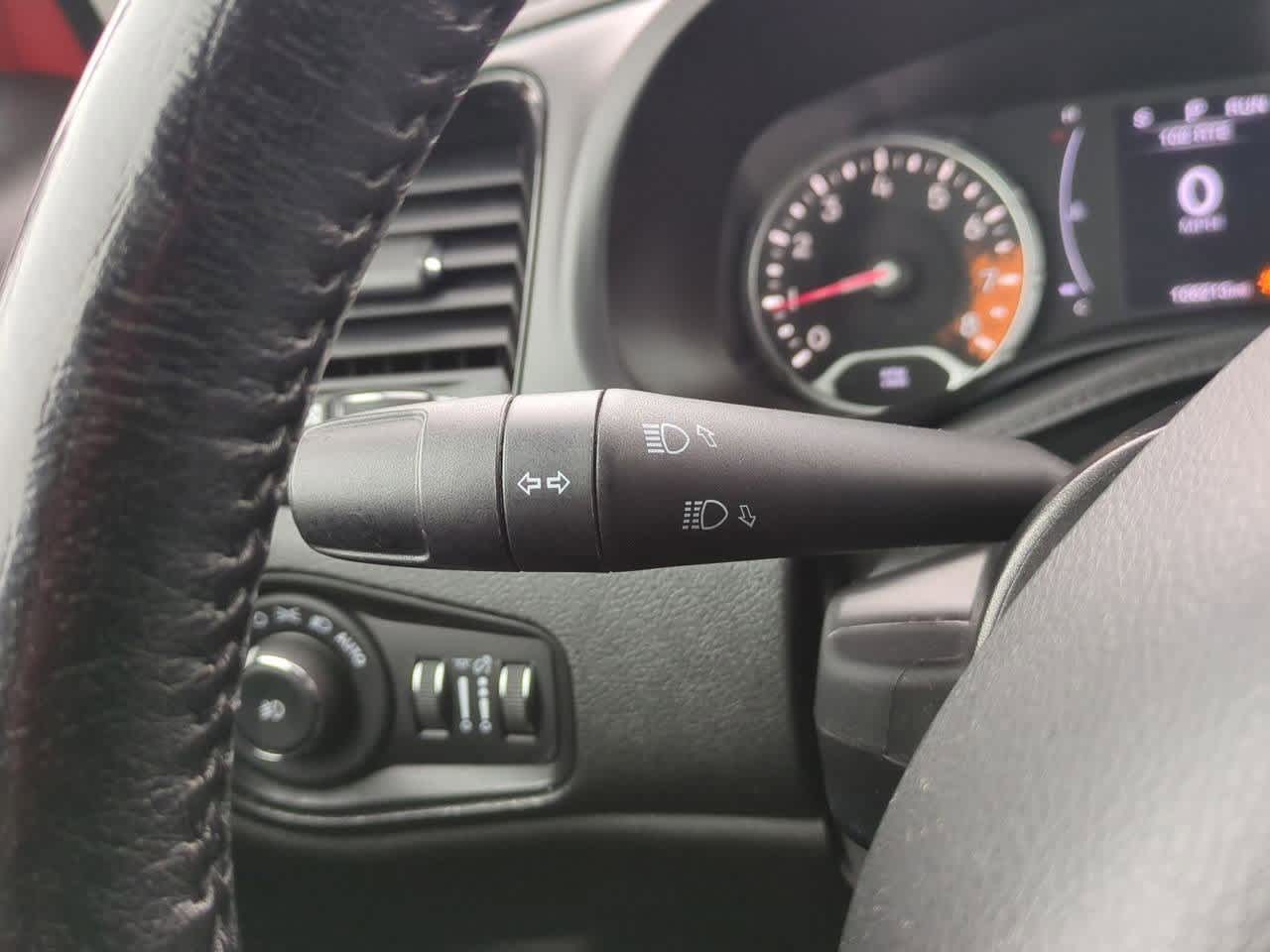 Thumbnail: 2018 Jeep Renegade - 25