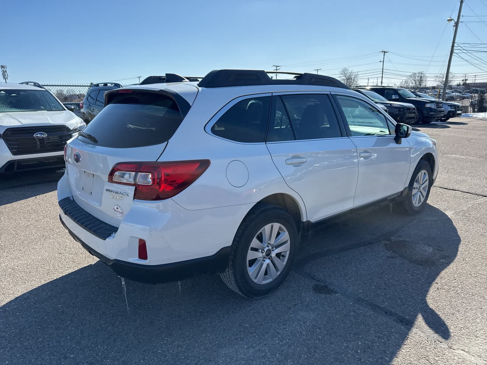 Thumbnail: 2017 Subaru Outback - 3