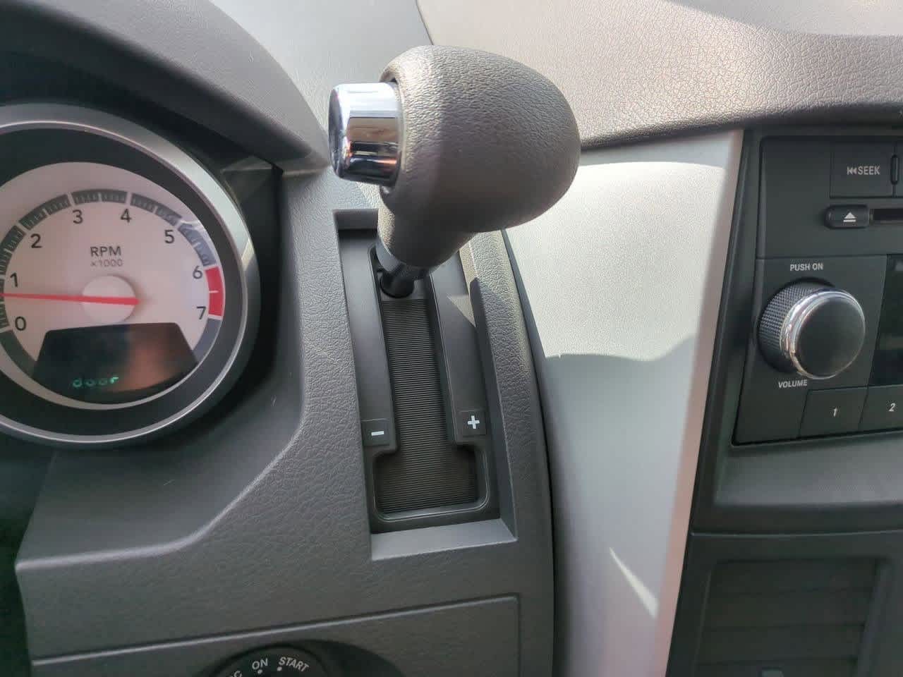 Thumbnail: 2009 Dodge Grand Caravan - 28