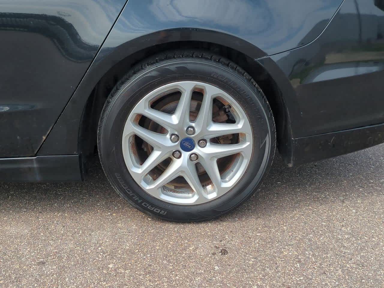 Thumbnail: 2013 Ford Fusion - 12