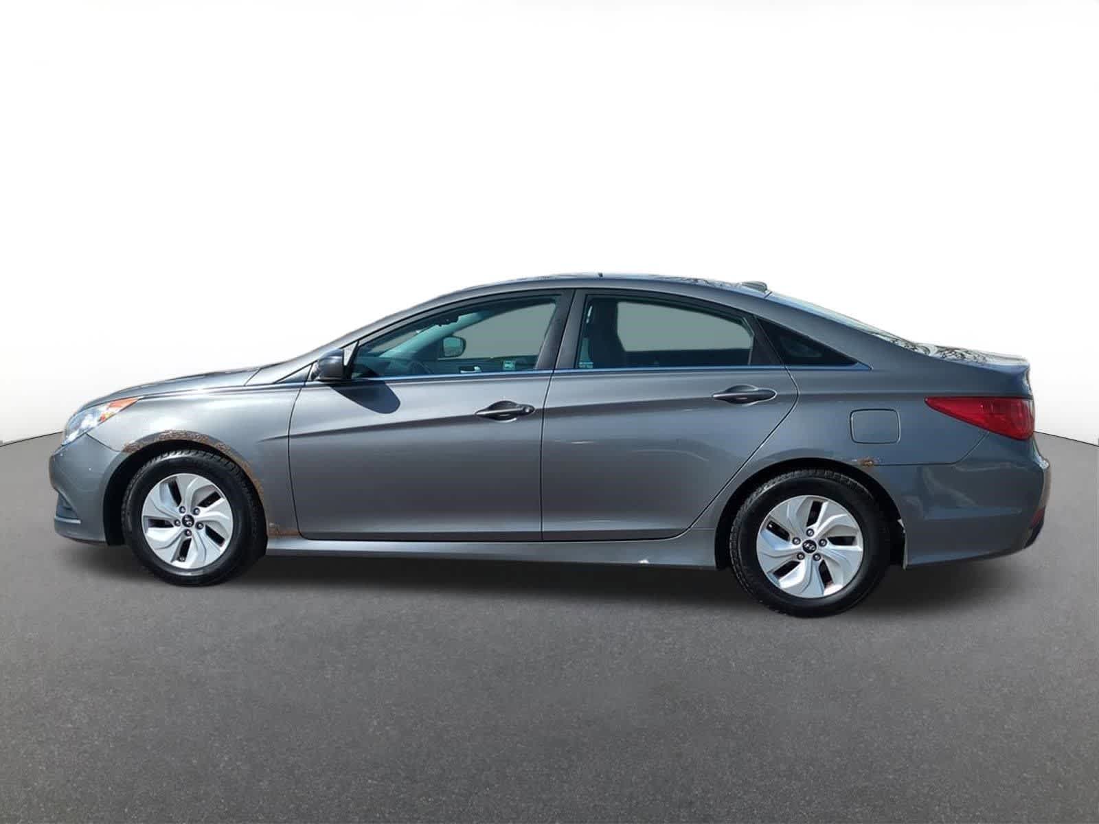 Thumbnail: 2014 Hyundai Sonata - 3