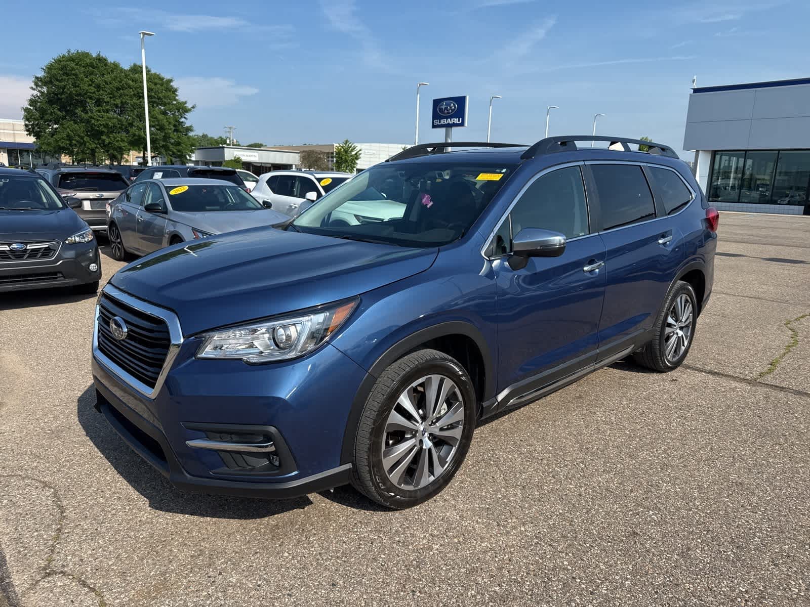 Thumbnail: 2022 Subaru Ascent - 1