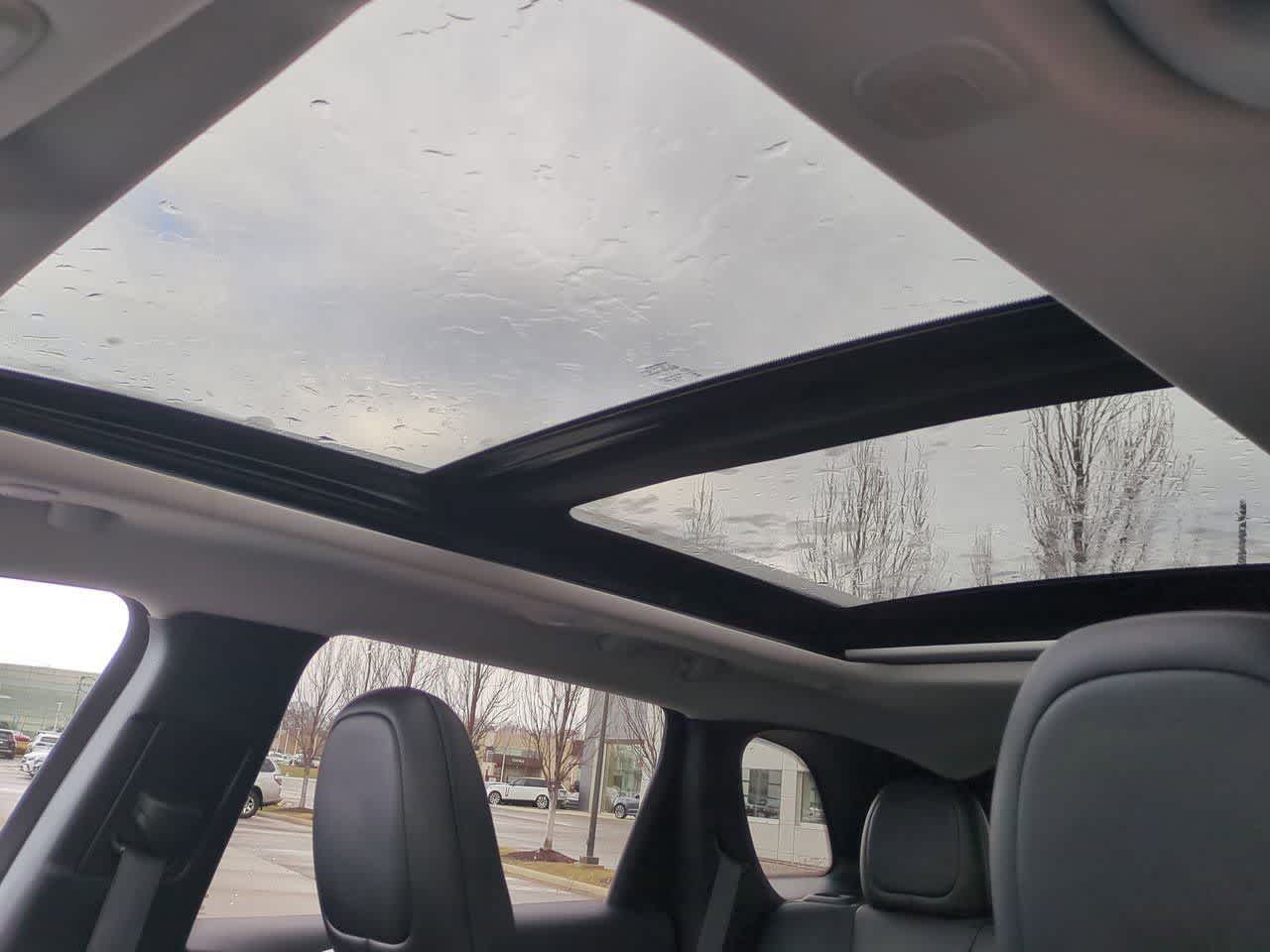 Thumbnail: 2021 Jeep Cherokee - 18