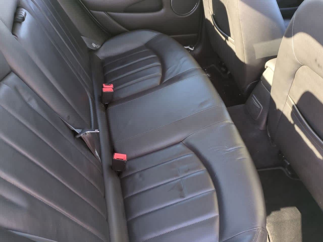 Thumbnail: 2004 Jaguar X-Type - 14