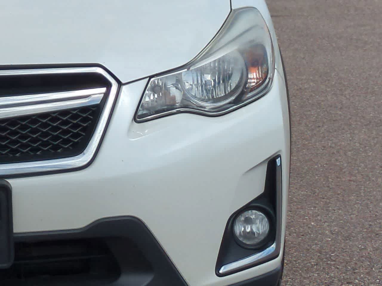 Thumbnail: 2017 Subaru Crosstrek - 10