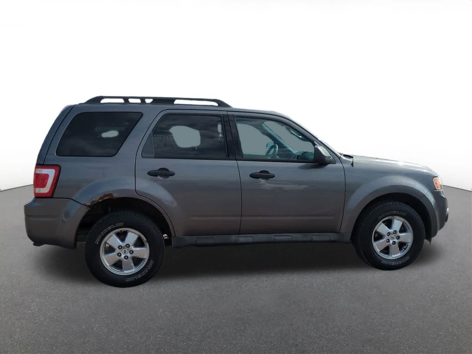 Thumbnail: 2009 Ford Escape - 7