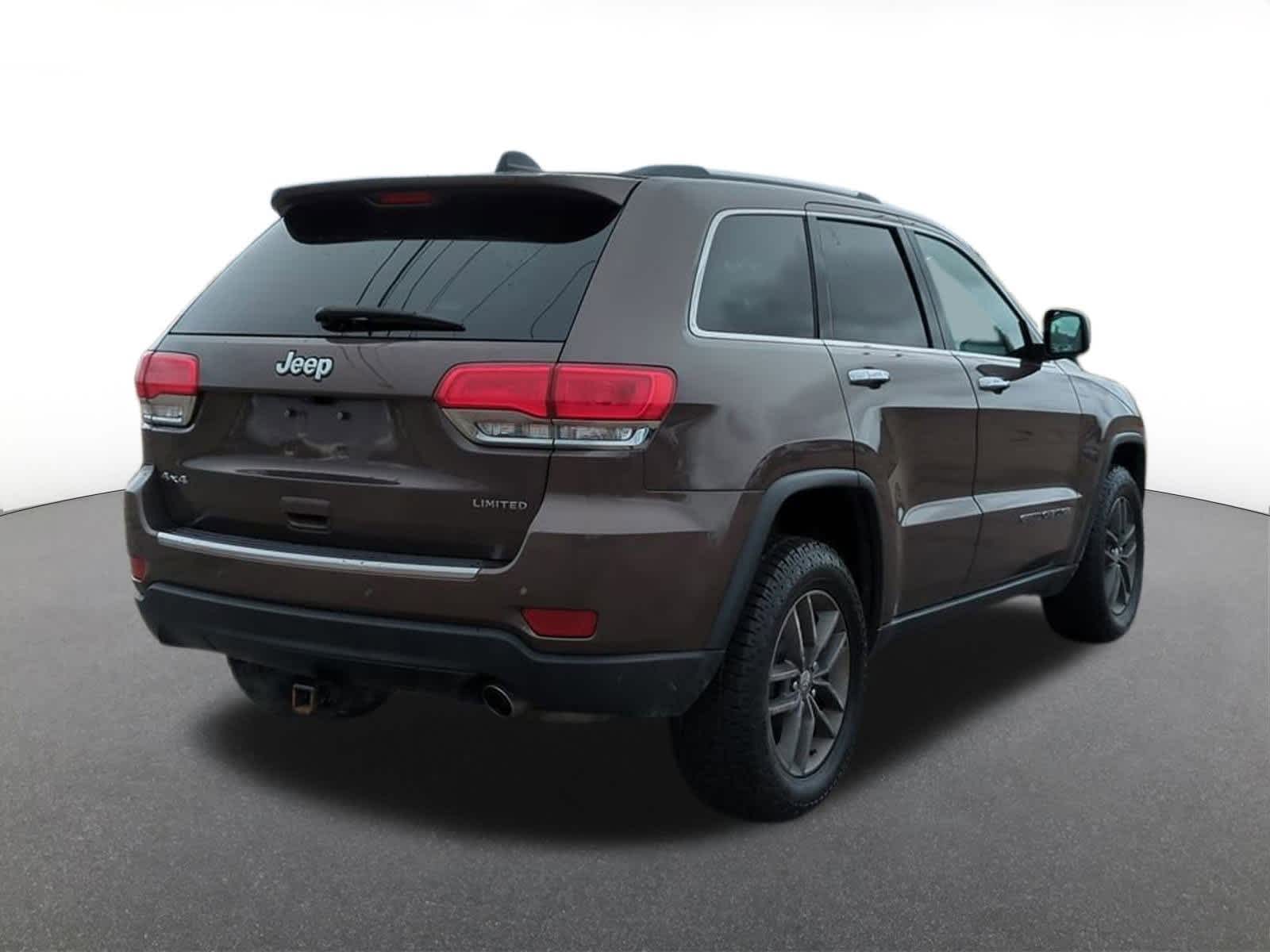 Thumbnail: 2018 Jeep Grand Cherokee - 6