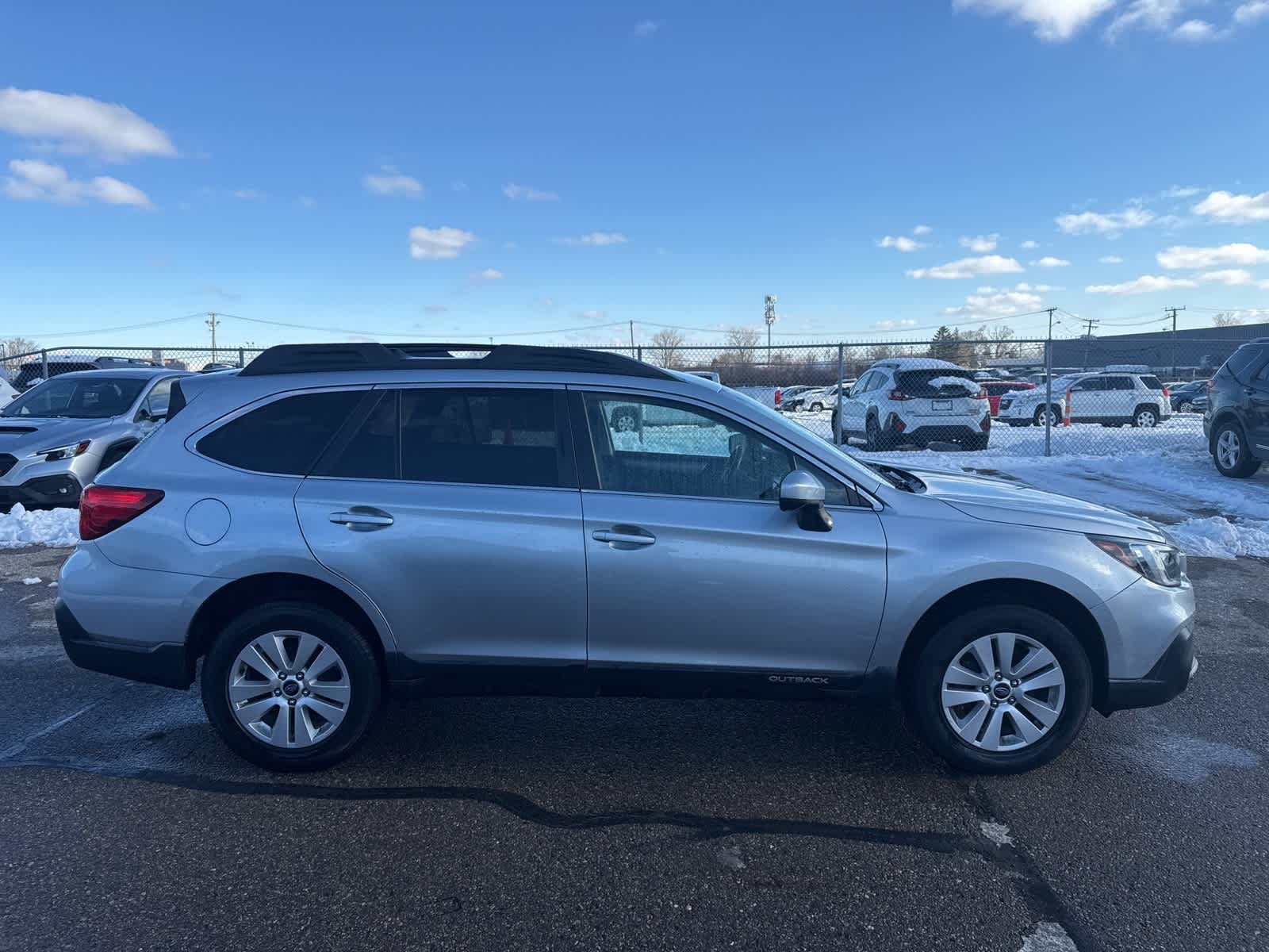 Thumbnail: 2019 Subaru Outback - 9