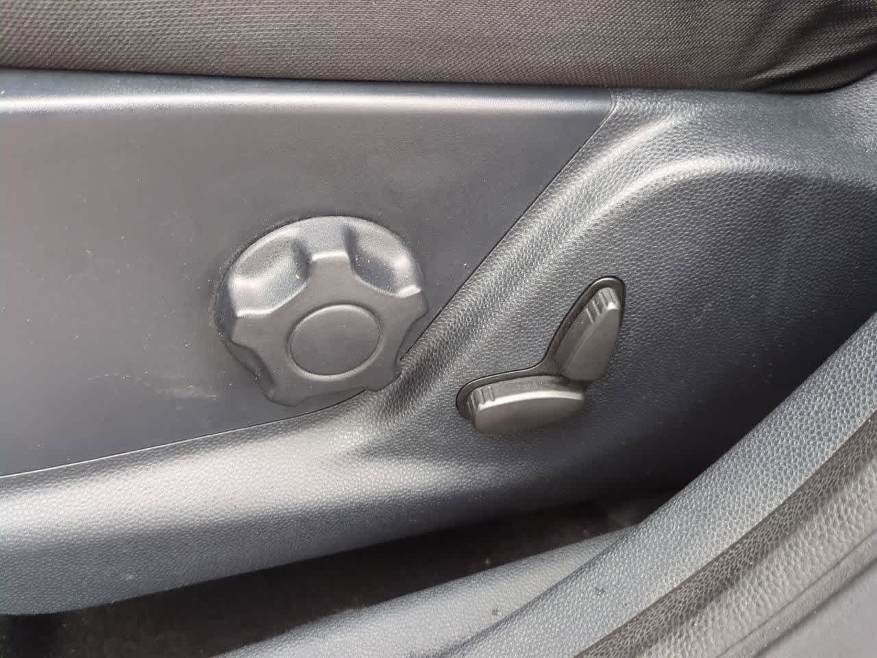 Thumbnail: 2019 Ford EcoSport - 16