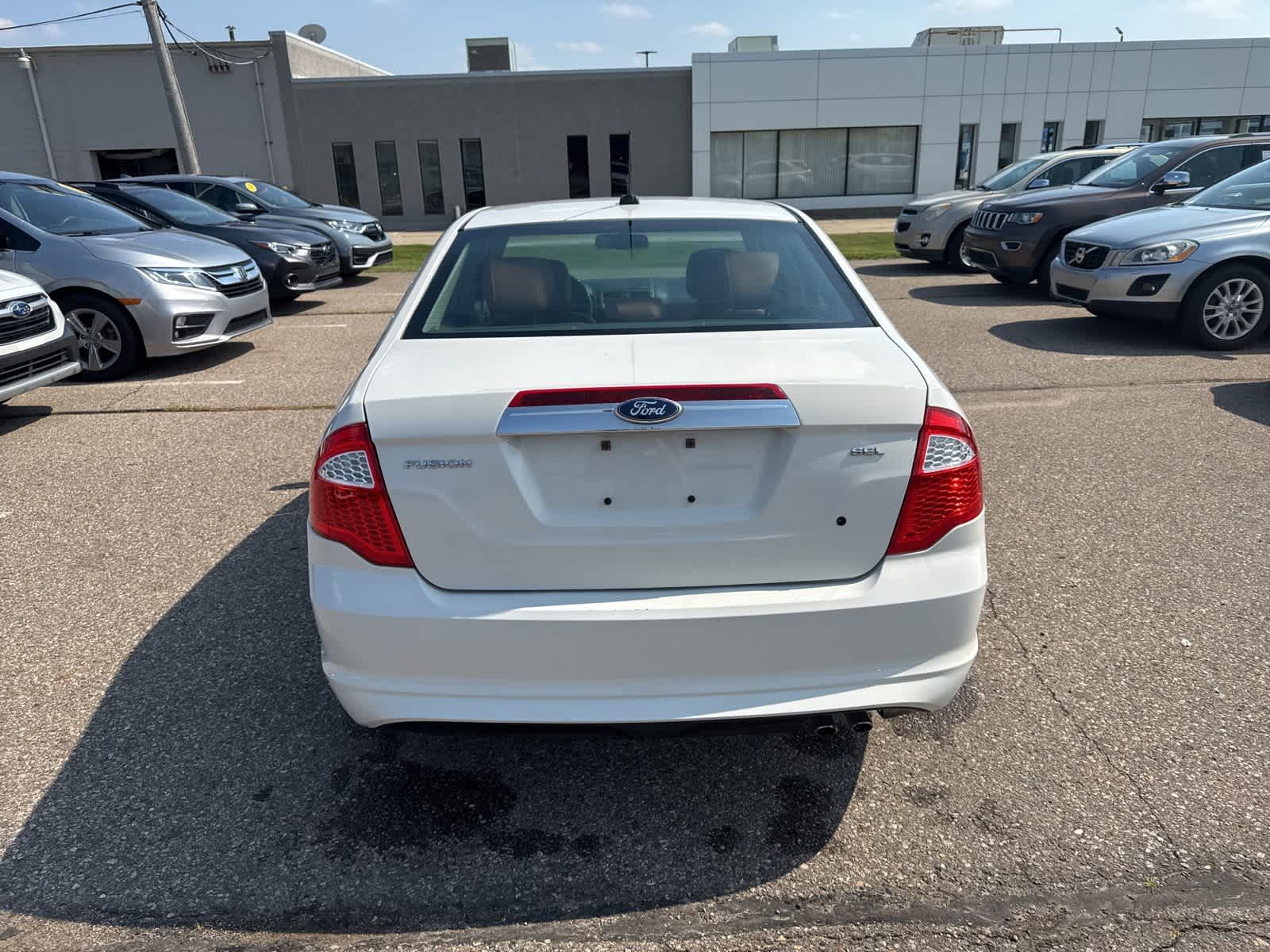 Thumbnail: 2011 Ford Fusion - 13