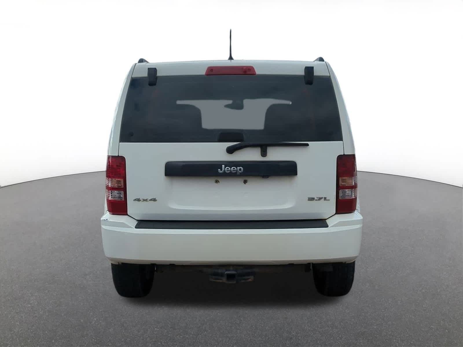 Thumbnail: 2008 Jeep Liberty - 5