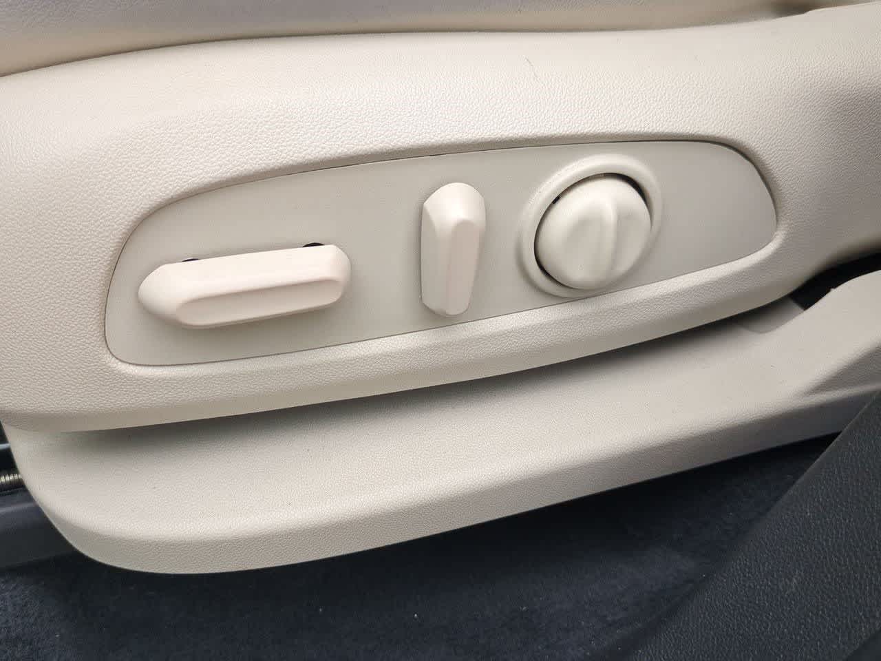 2024 Buick Enclave Essence - Photo 16