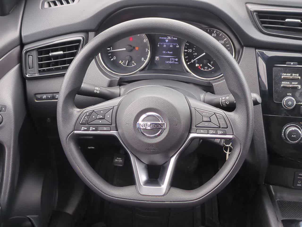 Thumbnail: 2018 Nissan Rogue Sport - 21