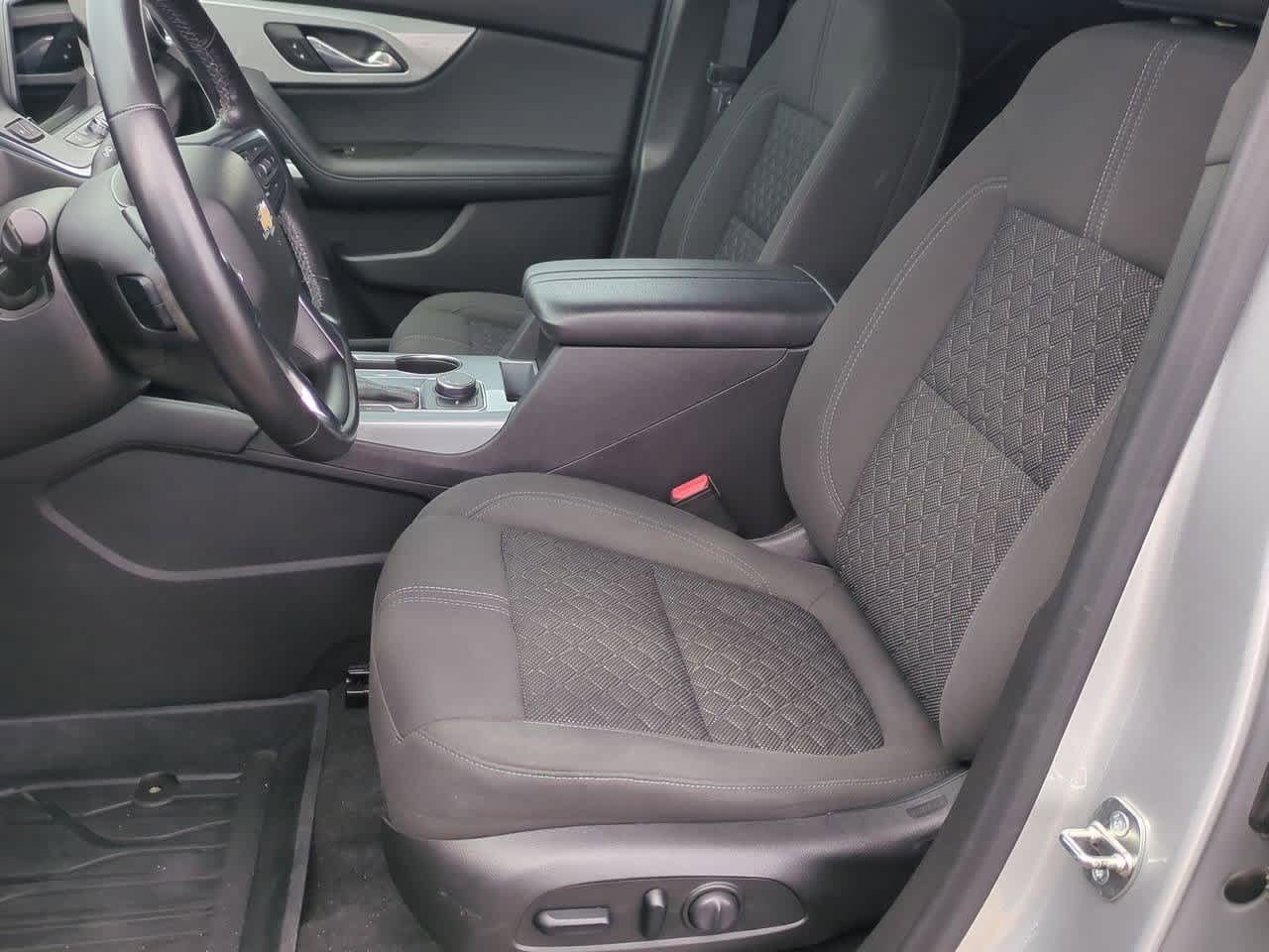 Thumbnail: 2020 Chevrolet Blazer - 15