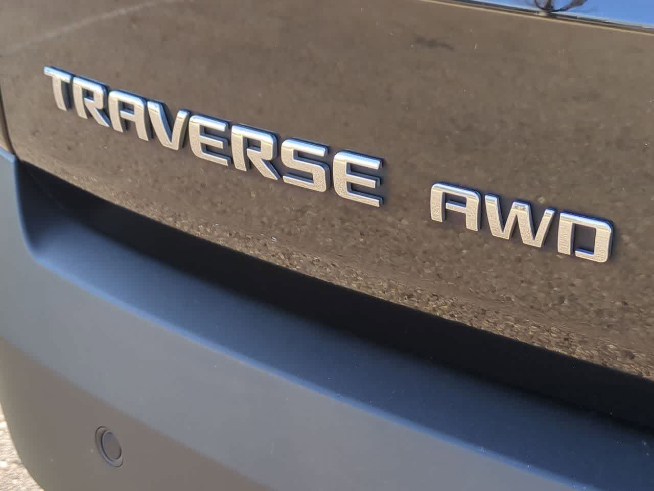 Thumbnail: 2021 Chevrolet Traverse - 12