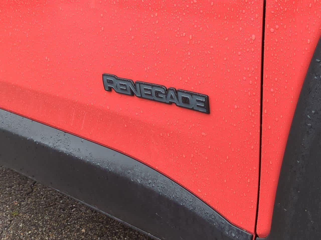 Thumbnail: 2018 Jeep Renegade - 12