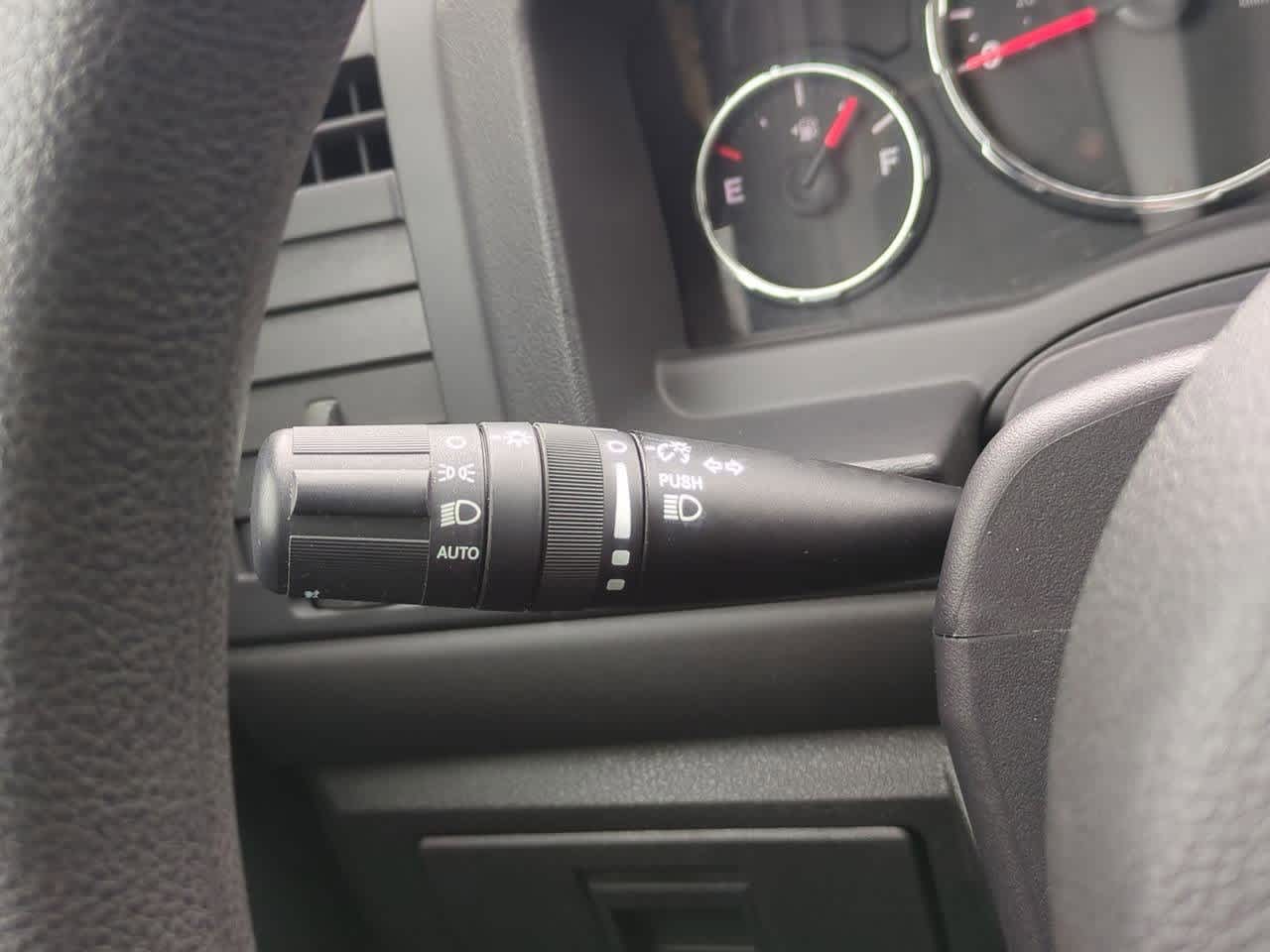 Thumbnail: 2012 Jeep Liberty - 26