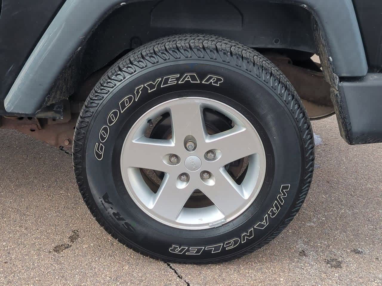 Thumbnail: 2012 Jeep Wrangler - 14