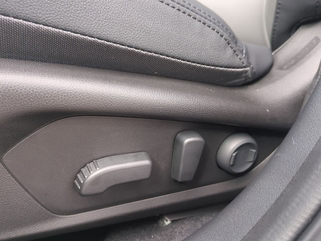 Thumbnail: 2026 Subaru Outback - 16