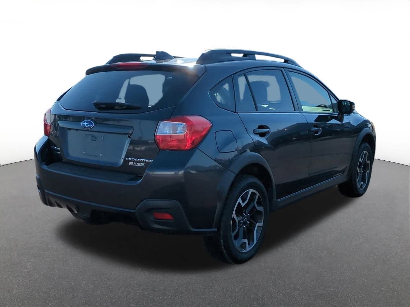 Thumbnail: 2016 Subaru Crosstrek - 6
