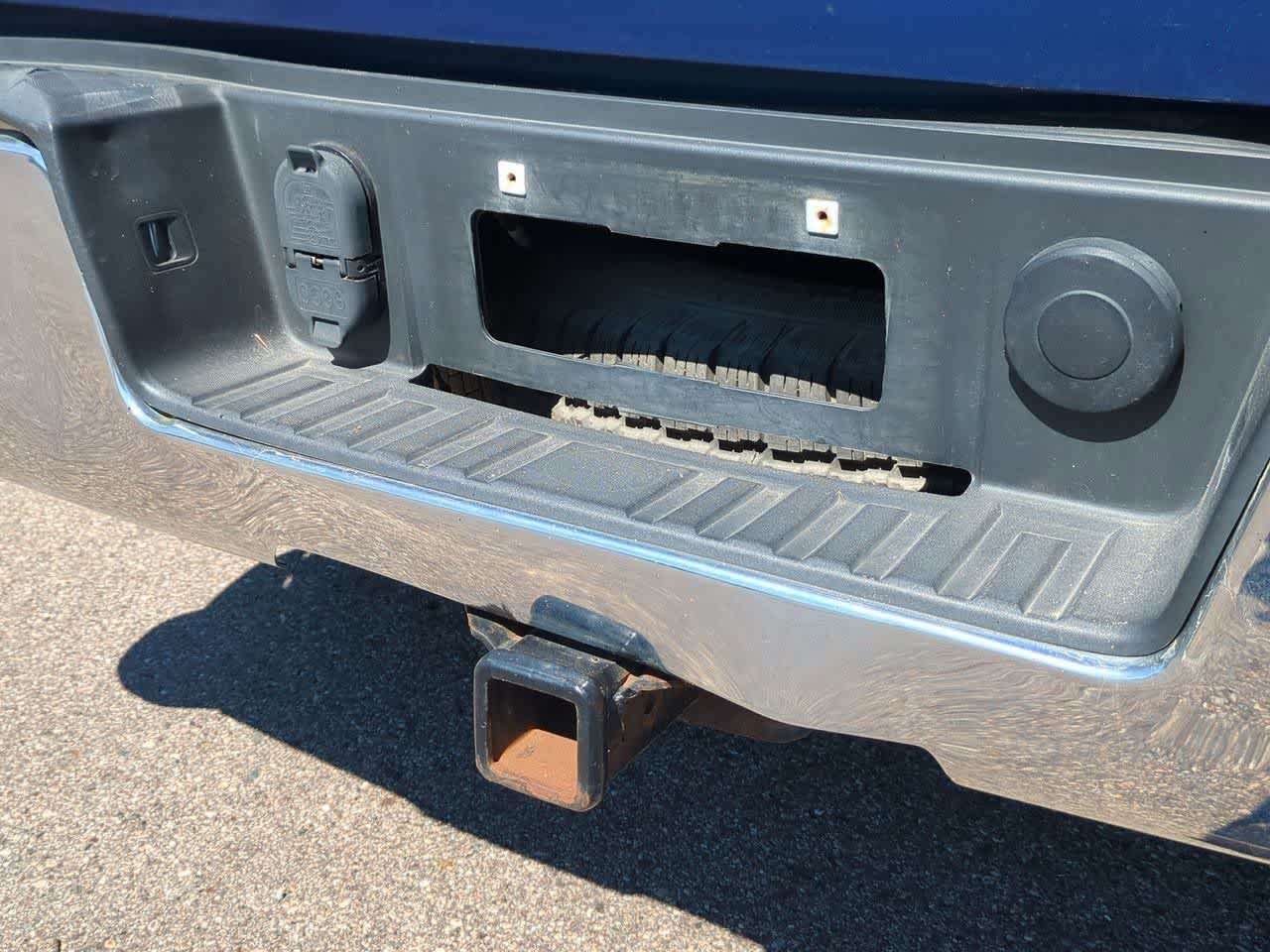 Thumbnail: 2014 Chevrolet Silverado 1500 - 32