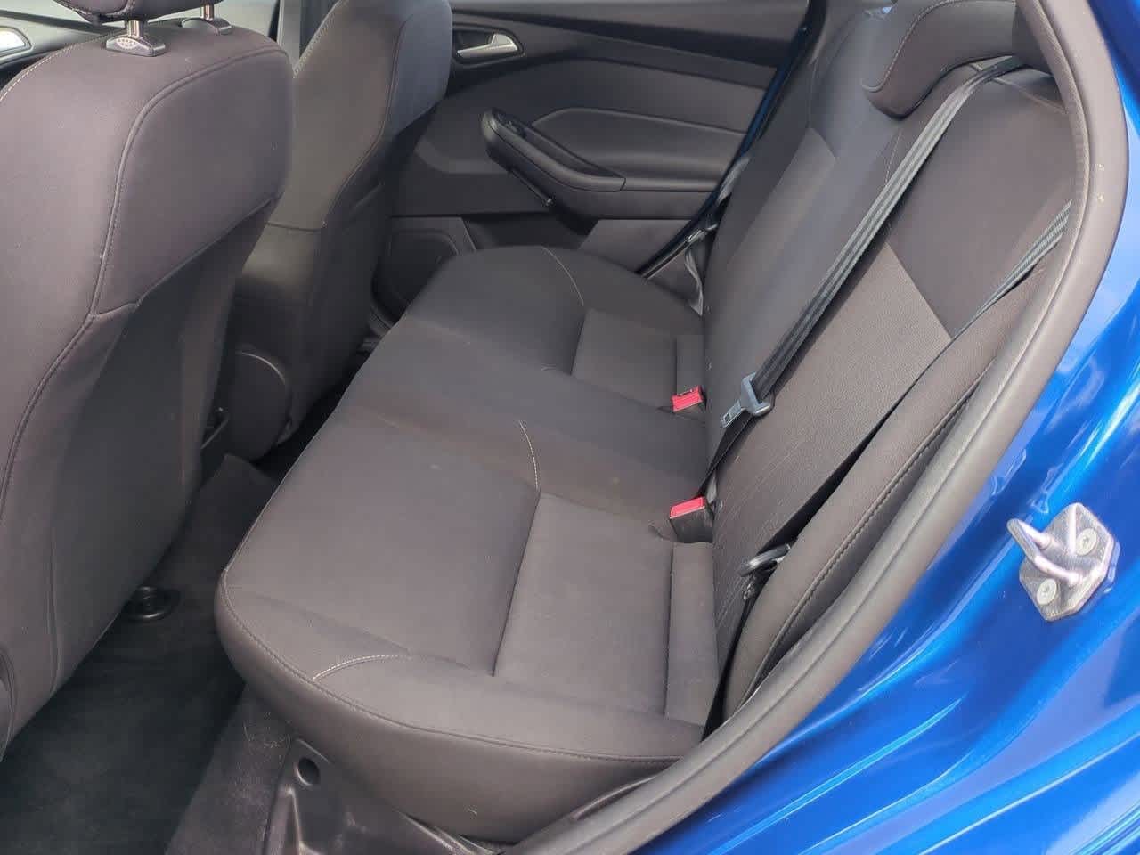 Thumbnail: 2018 Ford Focus - 18