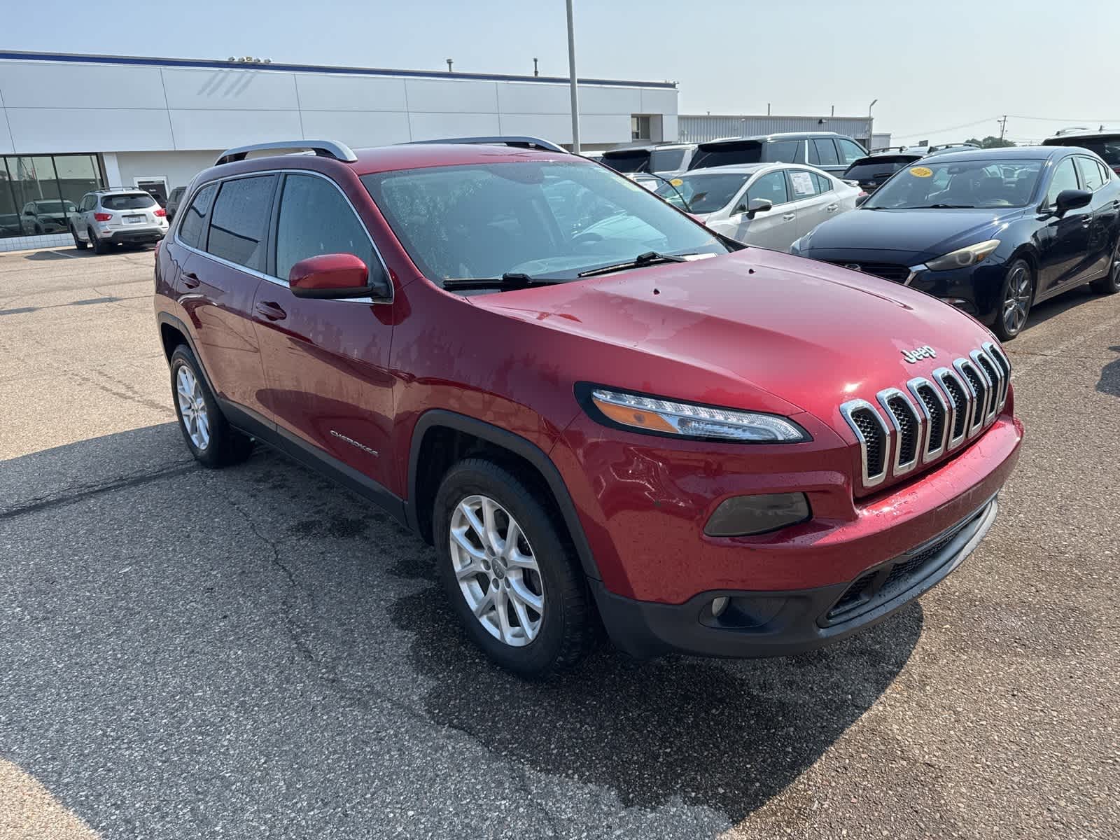 Thumbnail: 2016 Jeep Cherokee - 4